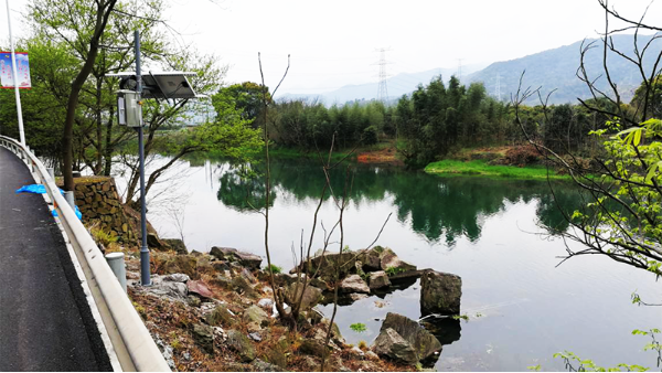 新安江水库泄洪，可以用adcp<i style='color:red'>声学多普勒流速剖面仪</i>测量么？