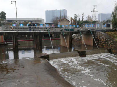 长沙污水处理厂用GRCF河道极悦娱乐测量不规则断面流量