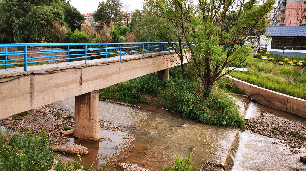 <i style='color:red'>外夹式超声波流量计</i>的误区——看一次你就明白了